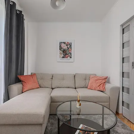 Lumina I 3-room With Balcony I Near Park Moczydlo I Metro Apartamento Varsóvia