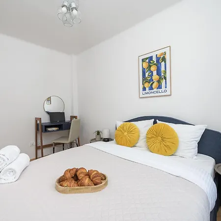 Lumina I 3-room With Balcony I Near Park Moczydlo I Metro Apartamento *