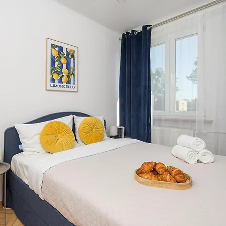 Lumina I 3-room With Balcony I Near Park Moczydlo I Metro Varsóvia