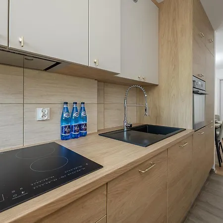 Lumina I 3-room With Balcony I Near Park Moczydlo I Metro