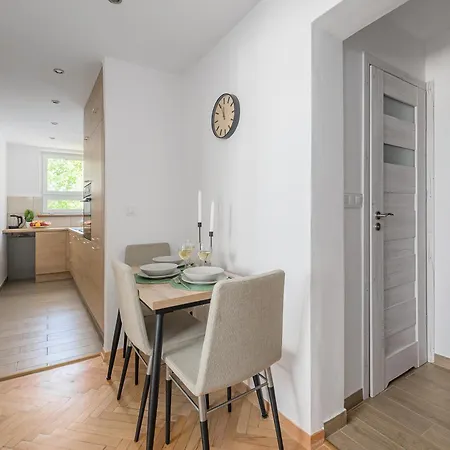 Lumina I 3-room With Balcony I Near Park Moczydlo I Metro * Varsóvia